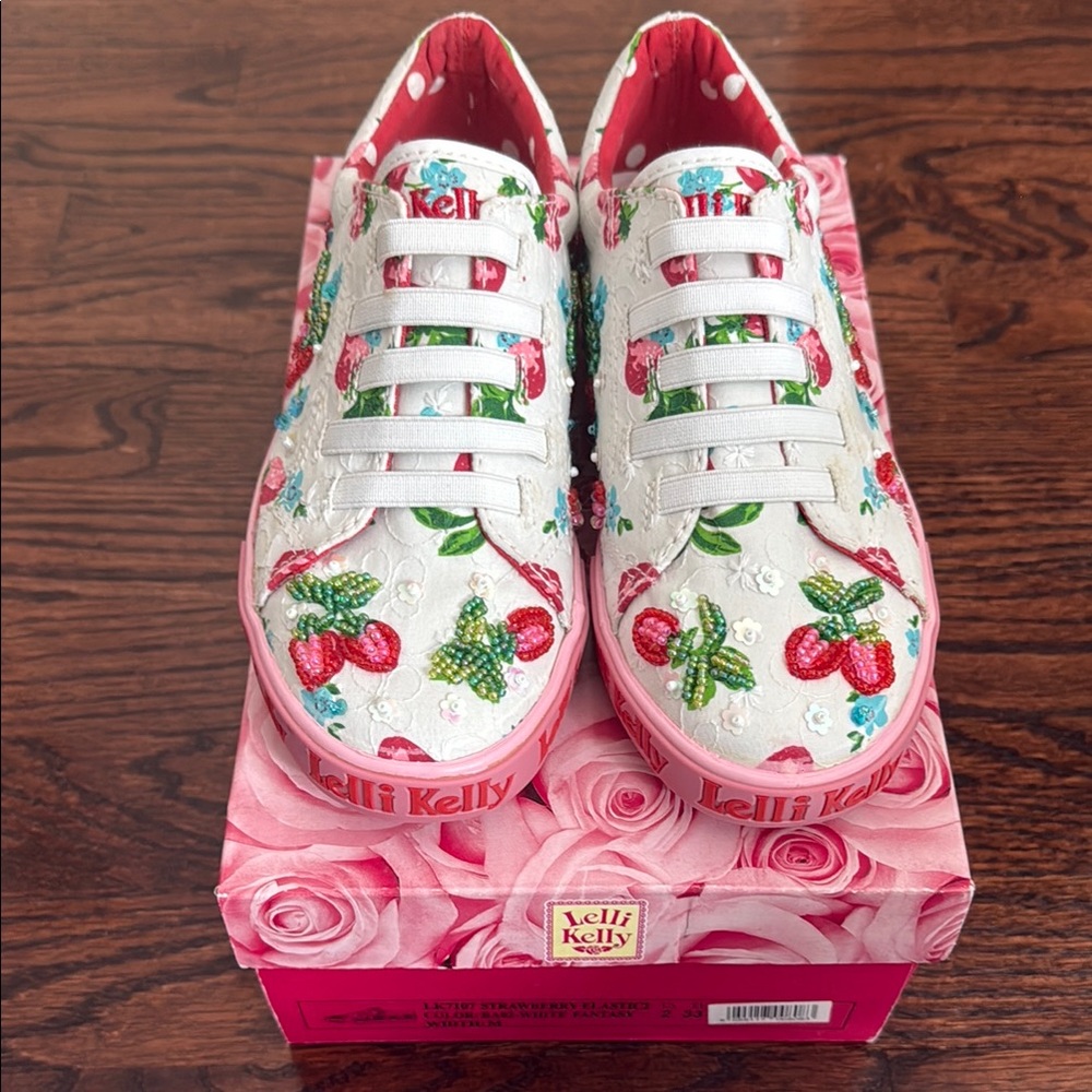 New, Lelli Kelly Kids White and Pink Shoes with Cherry Print Size 33/Girls 2